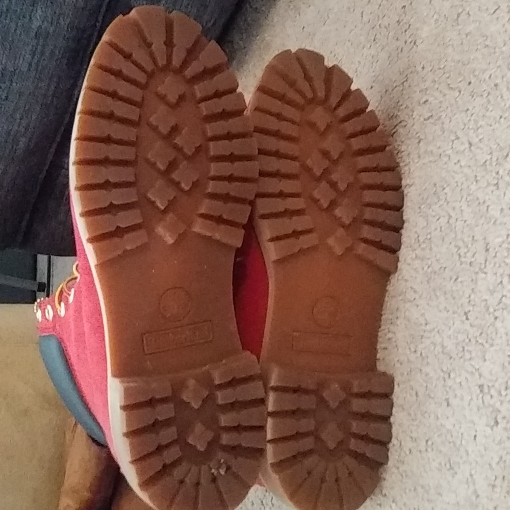 Timberland Boots - Picture 3 of 5